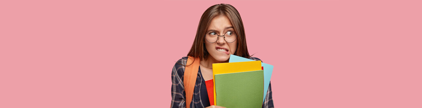 שולחן עבודה לסטודנט