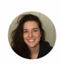 סטודנטית למנהל עסקים